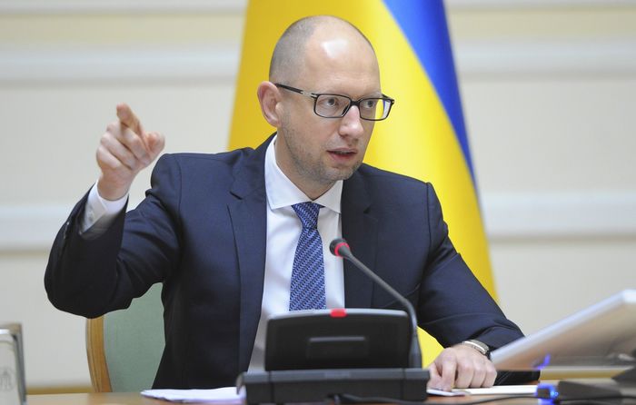 Премьер-министр Украины Арсений Яценюк ответил на призывы уйти в отставку 