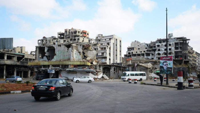 Число жертв теракта в сирийском Хомсе растет