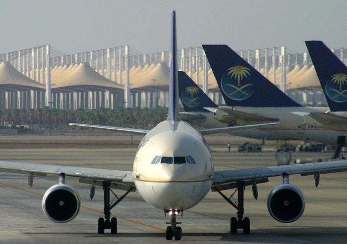 Саудовская Аравия прекращает авиасообщение с Ираном