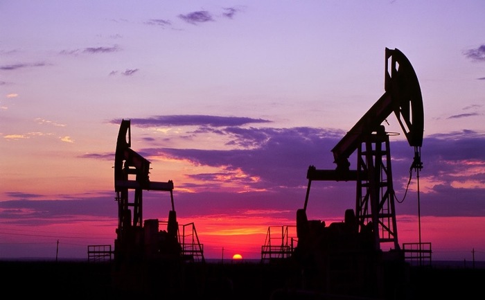 Цены на нефть продолжают затянувшееся падение