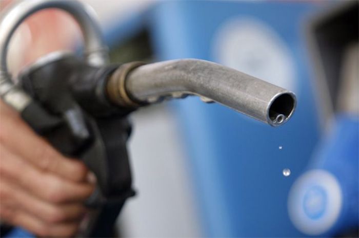 Дворкович: бензин будет дорожать на уровне инфляции