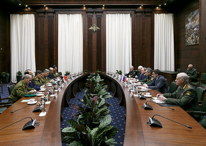 Шойгу и министр обороны Сирии обсудили военное сотрудничество
