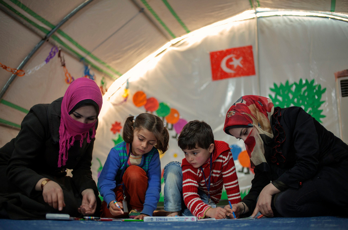 Турция просит у ЕС дополнительные средства на беженцев - СМИ