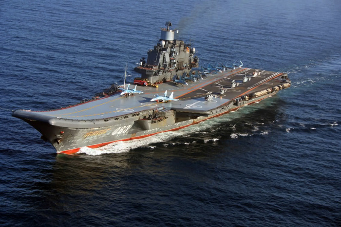 Российский "Адмирал Кузнецов" направится к берегам Сирии