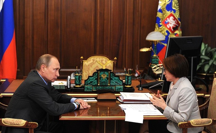 Набиуллина расскажет Путину о результатах заседания ЦБ РФ 