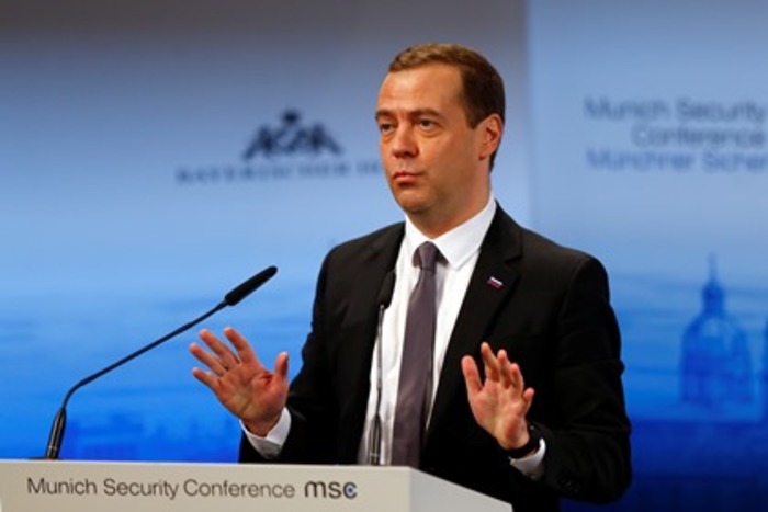 Медведев назвал цель санкций 