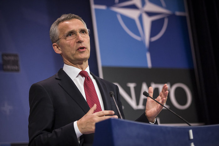 Столтенберг: НАТО не видит угроз от России 