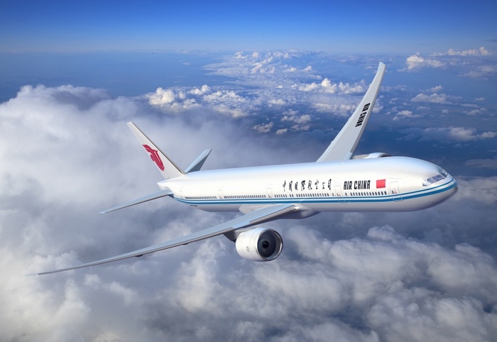 Пассажир, атаковавший стюарда, посадил самолет Air China в Чжэнчжоу