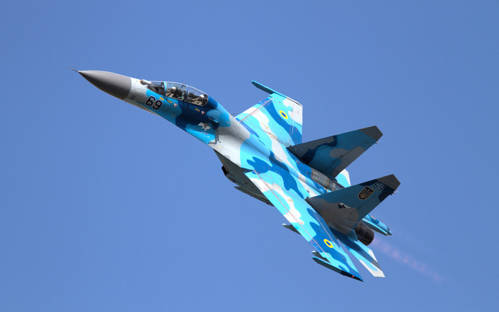 Российский Су-27 перехватил американский военный самолет над Балтикой 