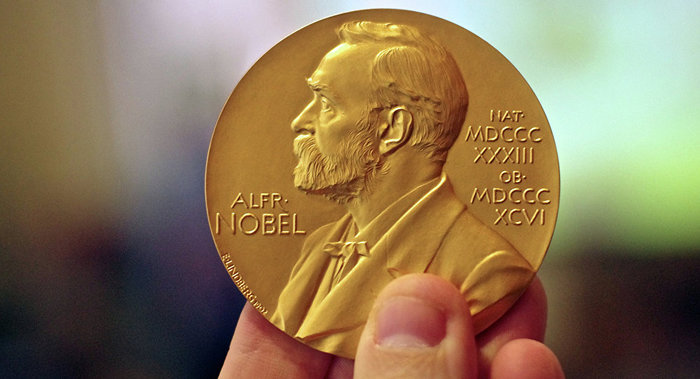 Нобелевскую премию по литературе не получит никто
