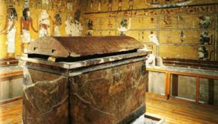 Секретную комнату больше не будут искать в гробнице Тутанхамона