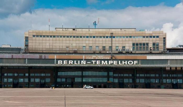 На крыше бывшего аэропорта Темпельхоф появится терраса для отдыха и кафе