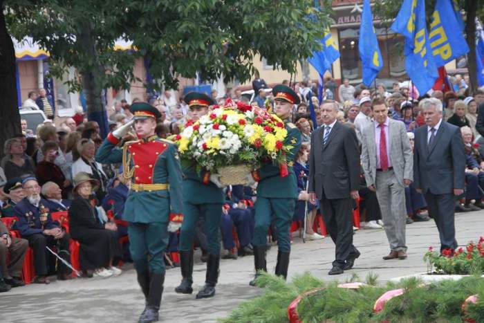 Белгород и Орел празднуют 75-летие освобождения от фашистского ига