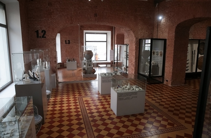На выставке во Владивостоке покажут более 80 экспонатов из коллекции музеев Кремля   