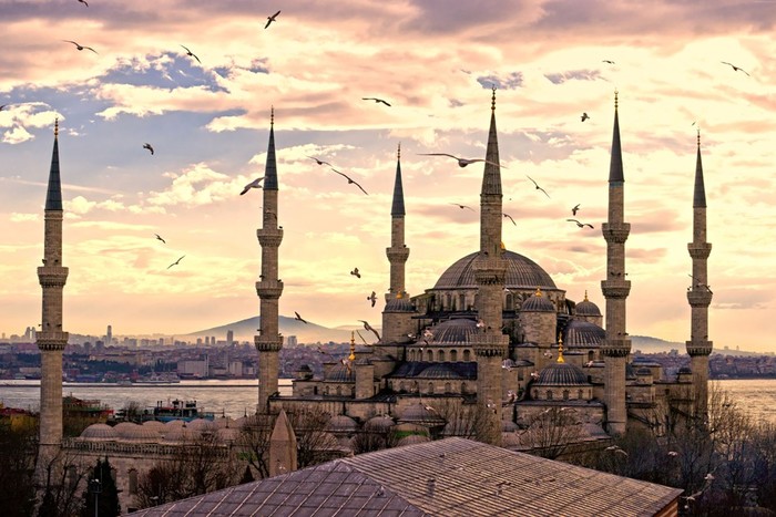 Российские туристы полюбили Стамбул, Самару и Тбилиси