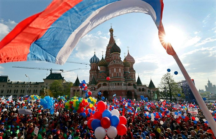 Россияне рассказали о своих любимых праздниках – соцопрос