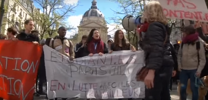 Французские студенты приняли эстафету протеста у «желтых жилетов»