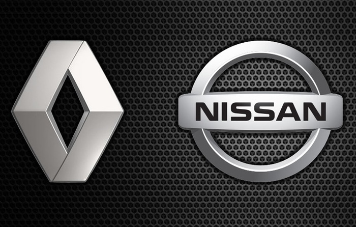 Во Франции опровергли слияние Renault и Nissan