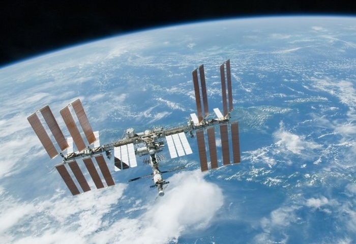 Новейший корабль Dragon-2 успешно состыковался с МКС 