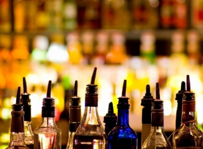 Крепкий алкоголь в России можно будет приобрести только с 21 года