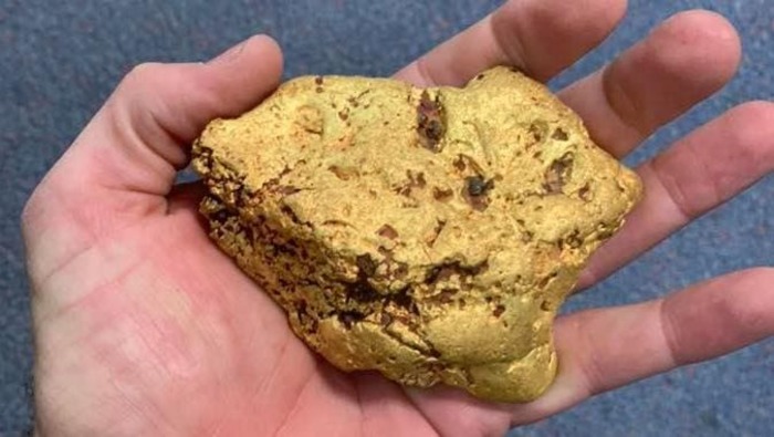 В Австралии найден золотой самородок весом 1,5 кг