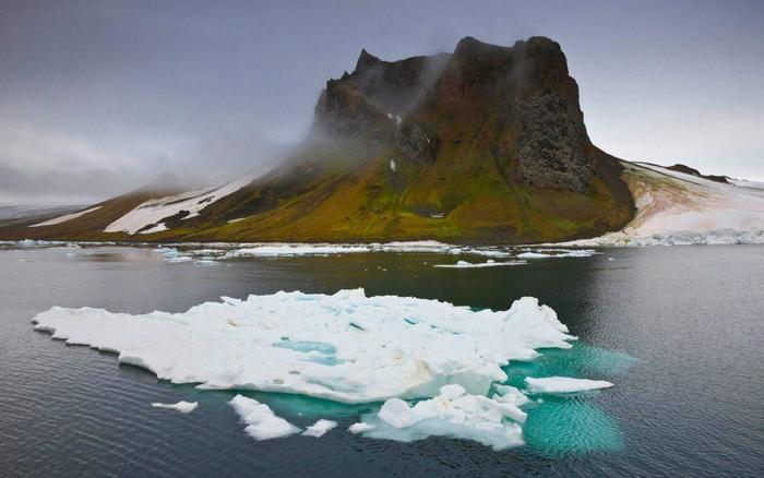 В "Русской Арктике" открывается туристический сезон