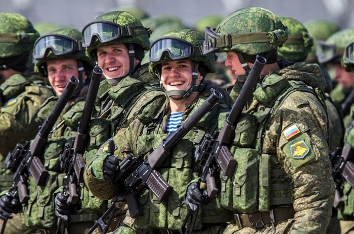82% россиян за то, чтобы бюджет страны шел на социальные, а не на военные нужды