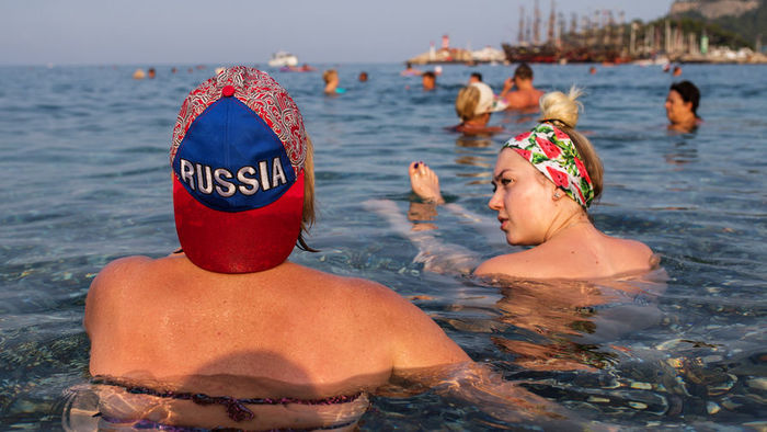 Отпуск за границей проведут лишь 5% россиян – соцопрос