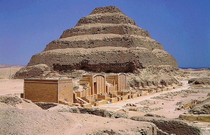  Археологи разгадали тайну пирамиды Джосера