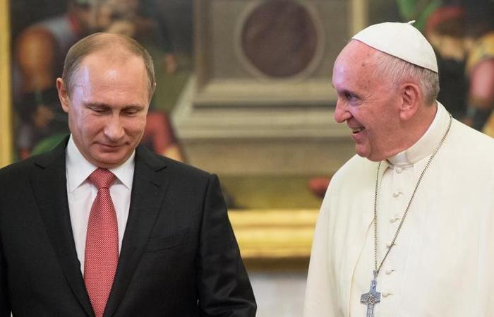 Владимир Путин и Папа Римский пообщались наедине
