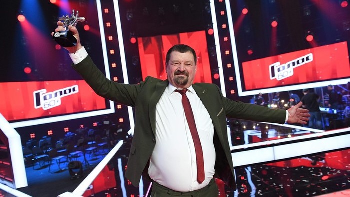 Певец из Донецка стал победителем в шоу "Голос 60+"