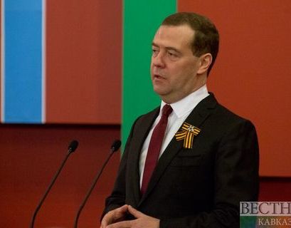 Медведев: интернет должен быть открытым, но его регулирование необходимо
