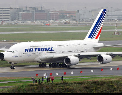 На борту Air France была обнаружена бомба