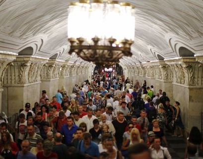 Дикторы в московском метро заговорили по-английски