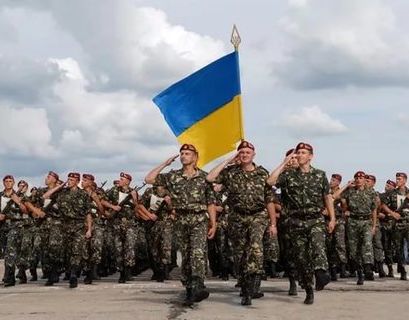 Клинцевич: украинская армия самоуничтожается 