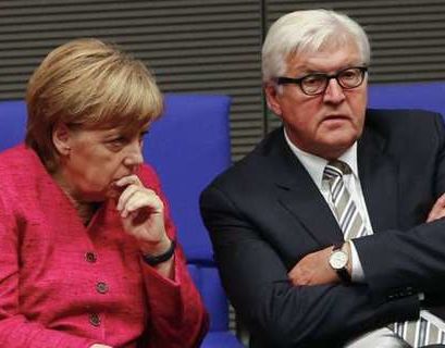 Президент ФРГ поговорит с Меркель, Зеехофером и Шульцем о создании "большой коалиции" 