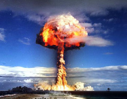 США рассекретили видео ядерных испытаний 1945-1962 годов (ВИДЕО)