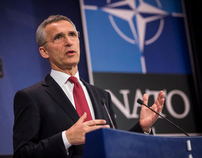 Столтенберг: НАТО не видит угроз от России 