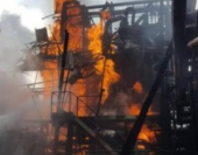 Под Прагой взорвался химический завод, рабочие погибли в кипящем каучуке