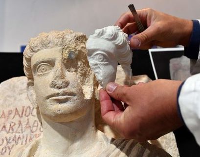 Сирия восстанавливает скульптуры из Пальмиры