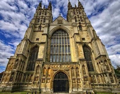 Кентерберийский собор вернул Библию XIII века спустя 500 лет