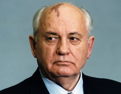 Горбачев посмотрит фильм о себе в Москве