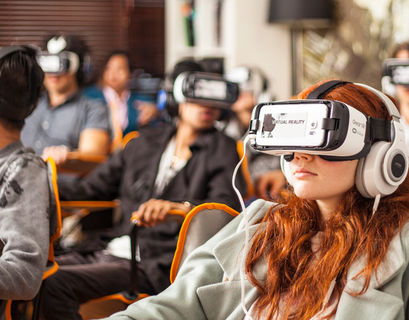 Сбербанк: первые в России VR-кинотеатры появятся в ближайшие месяцы