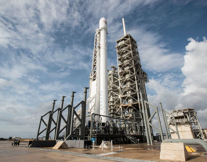 Непогода в очередной раз сорвала запуск ракеты Falcon 9 компании Илона Маска