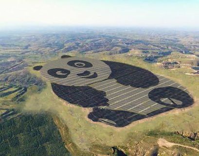 Огромная панда в Китае демонстрирует потенциал возобновляемых источников энергии