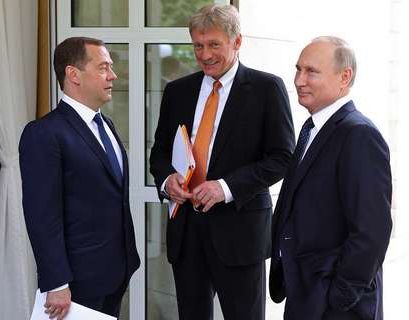 Самыми популярными мужчинами в российских СМИ стали Путин, Медведев и Песков 