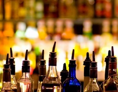Крепкий алкоголь в России можно будет приобрести только с 21 года