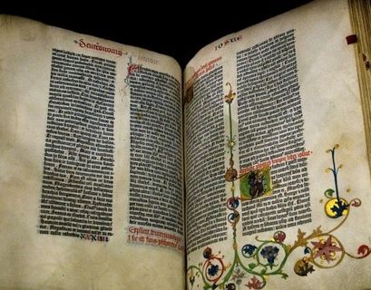 Библию Гуттенберга покажут в Москве