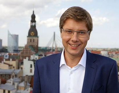 Экс-мэр Риги Нил Ушаков избран в Европарламент