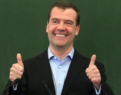  Медведев отменил внутрисетевой роуминг